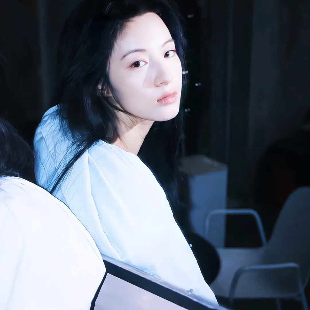 三月小姐